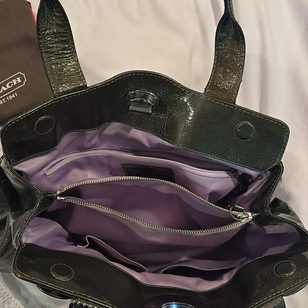 Large Coach purse - Picture 2 of 3